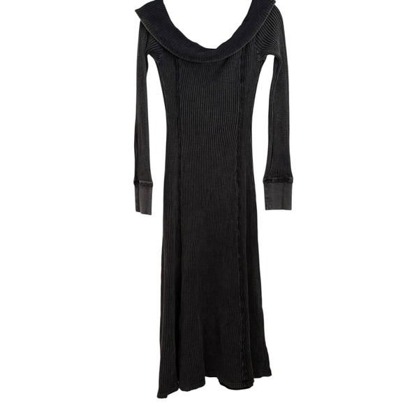 Free People Boho Washed Black Waffle Knit Off Shoulder Maxi Dress Small NWT - Picture 7 of 12